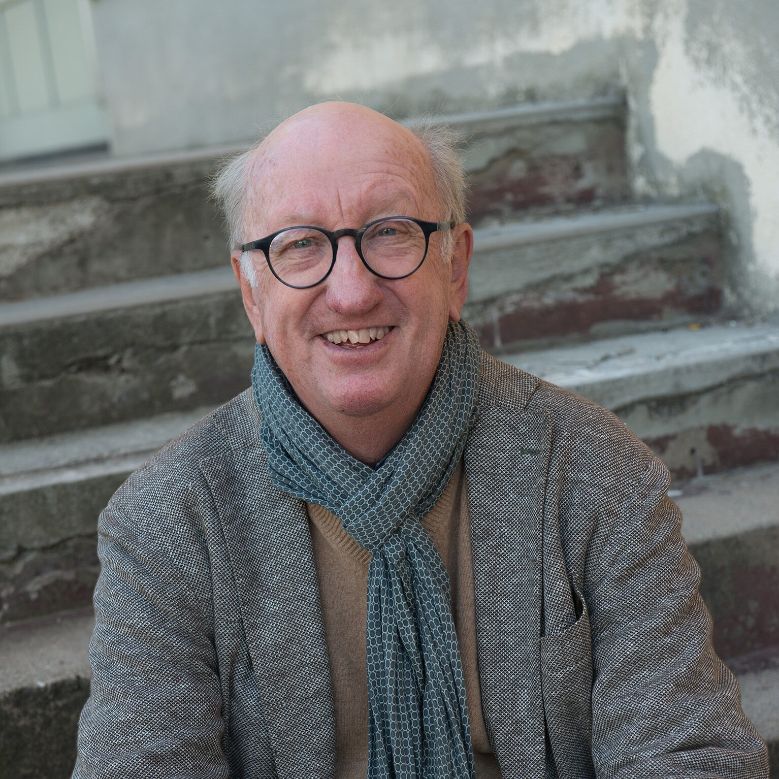Dr. Jan-Uwe Rogge